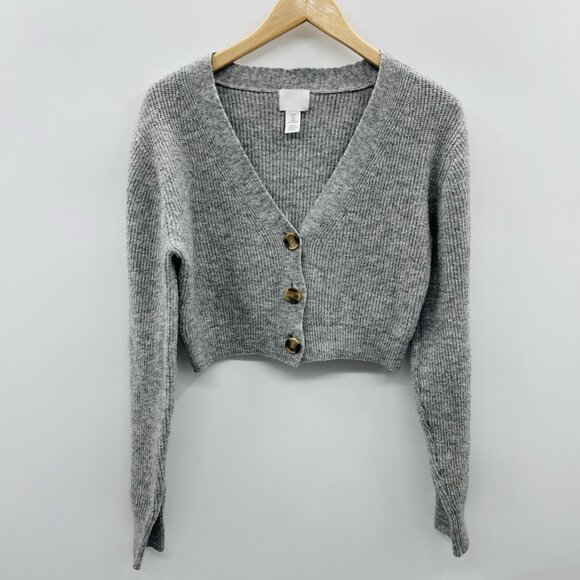 H & M Juniors Size Medium Long Sleeve V-Neck Button Down Cardigan Sweater Gray - Picture 1 of 5